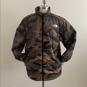 Men’s North Face Medium Camo jacket